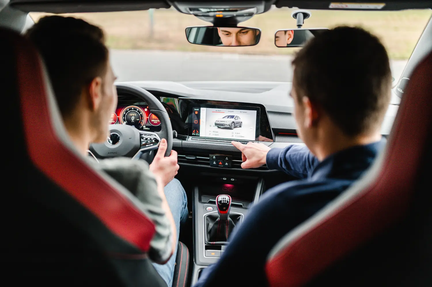 Fahrschule Sausemaus – Team, das Fahrstunden gibt