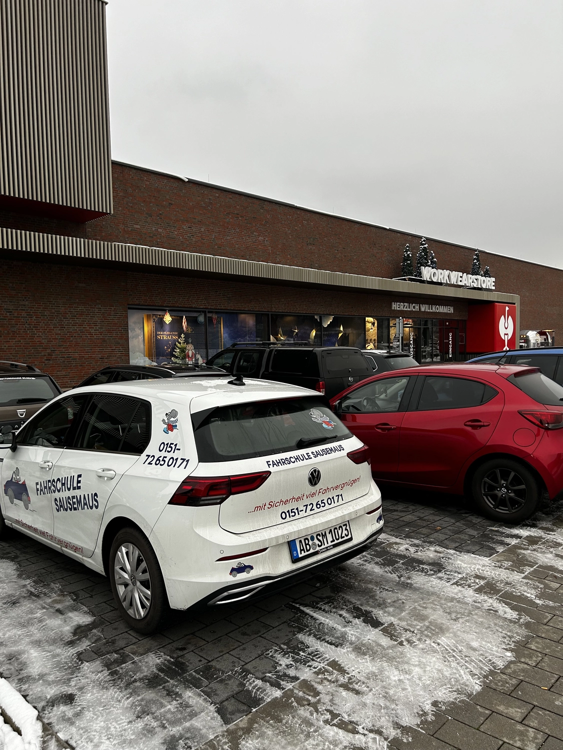 Fahrschule Sausemaus - Autos