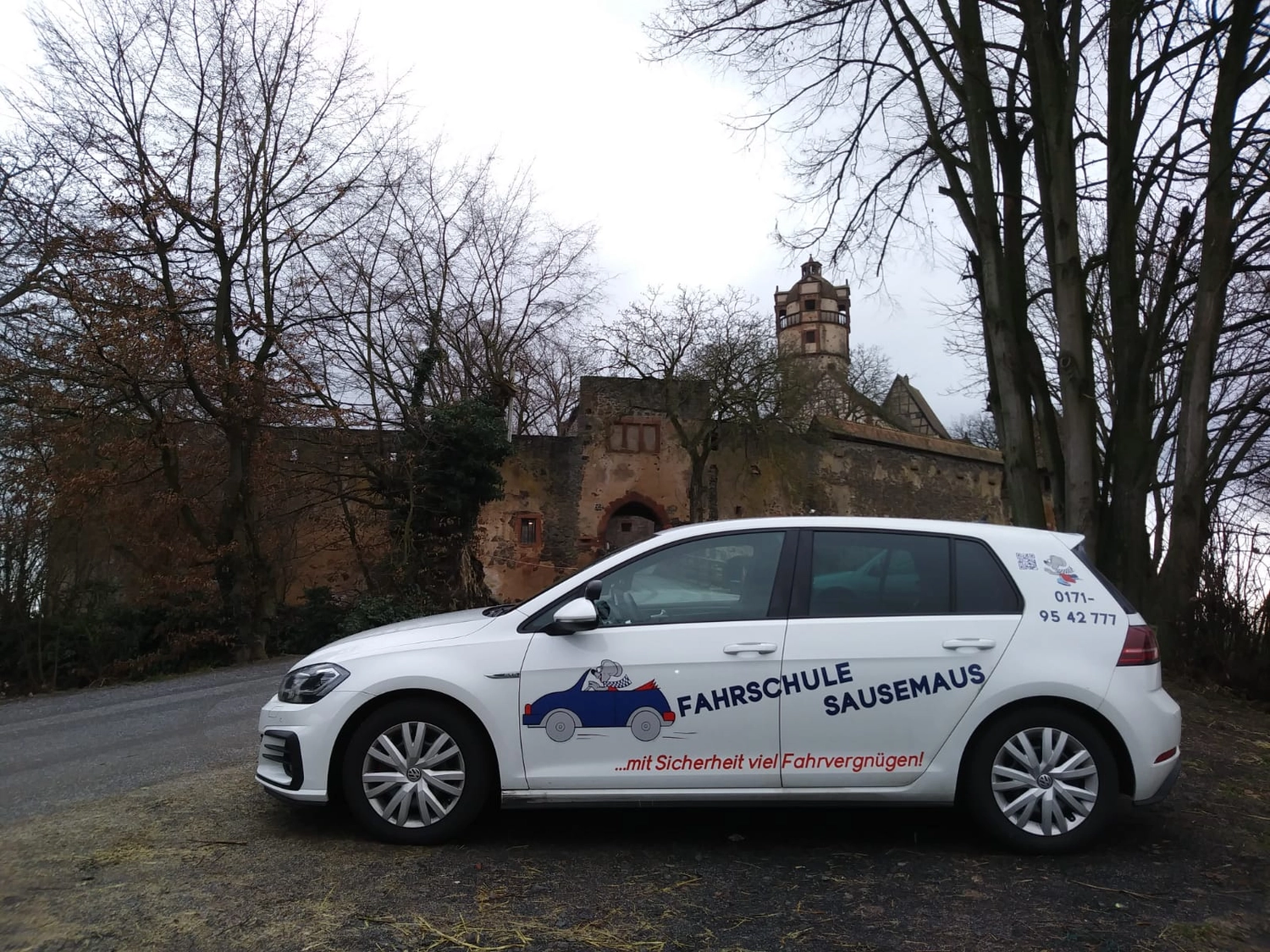 Fahrschule Sausemaus - Autos